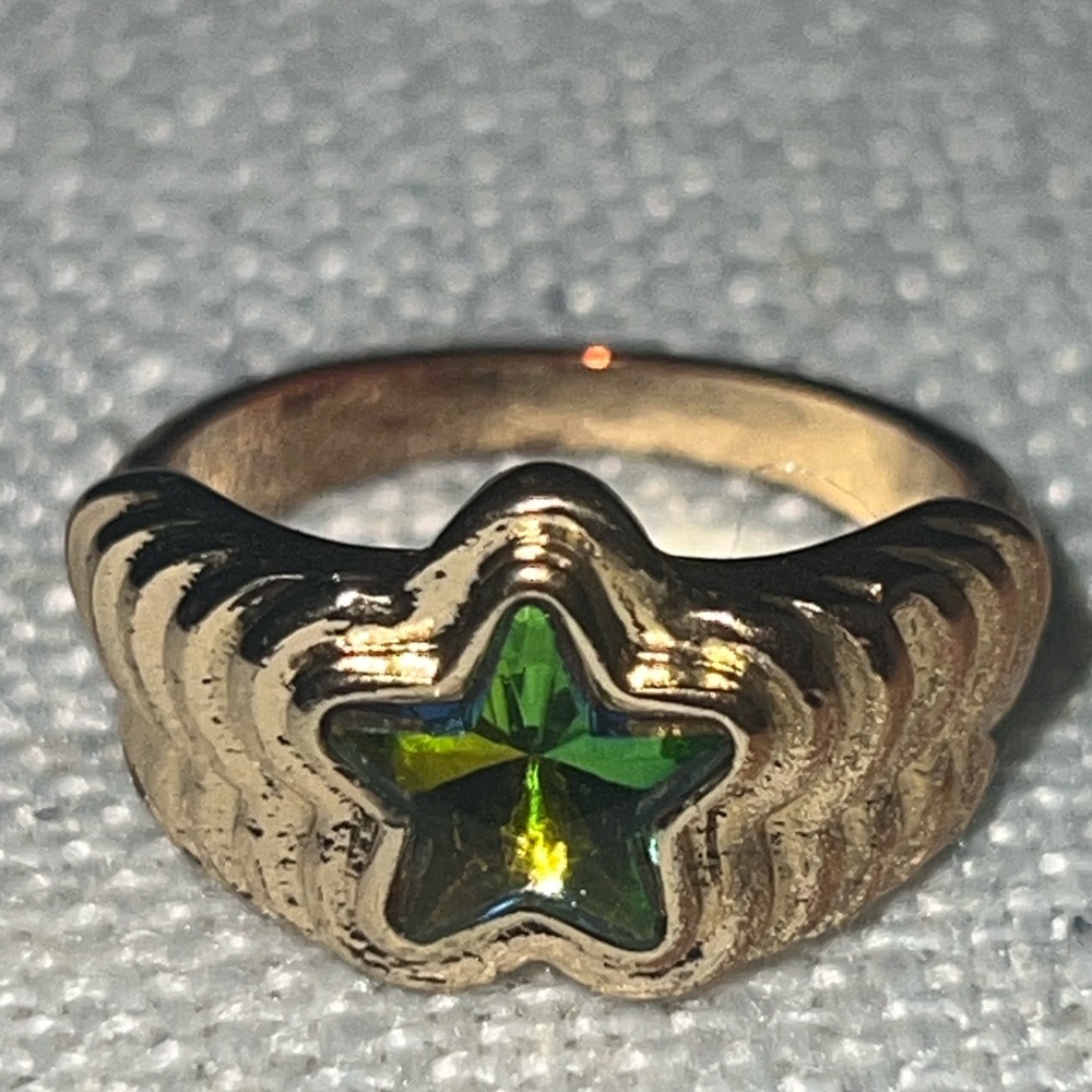 Gold Star Ring with Green Gemstone